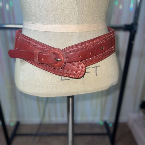 Linia pelle leather belt - Picture 2 of 6